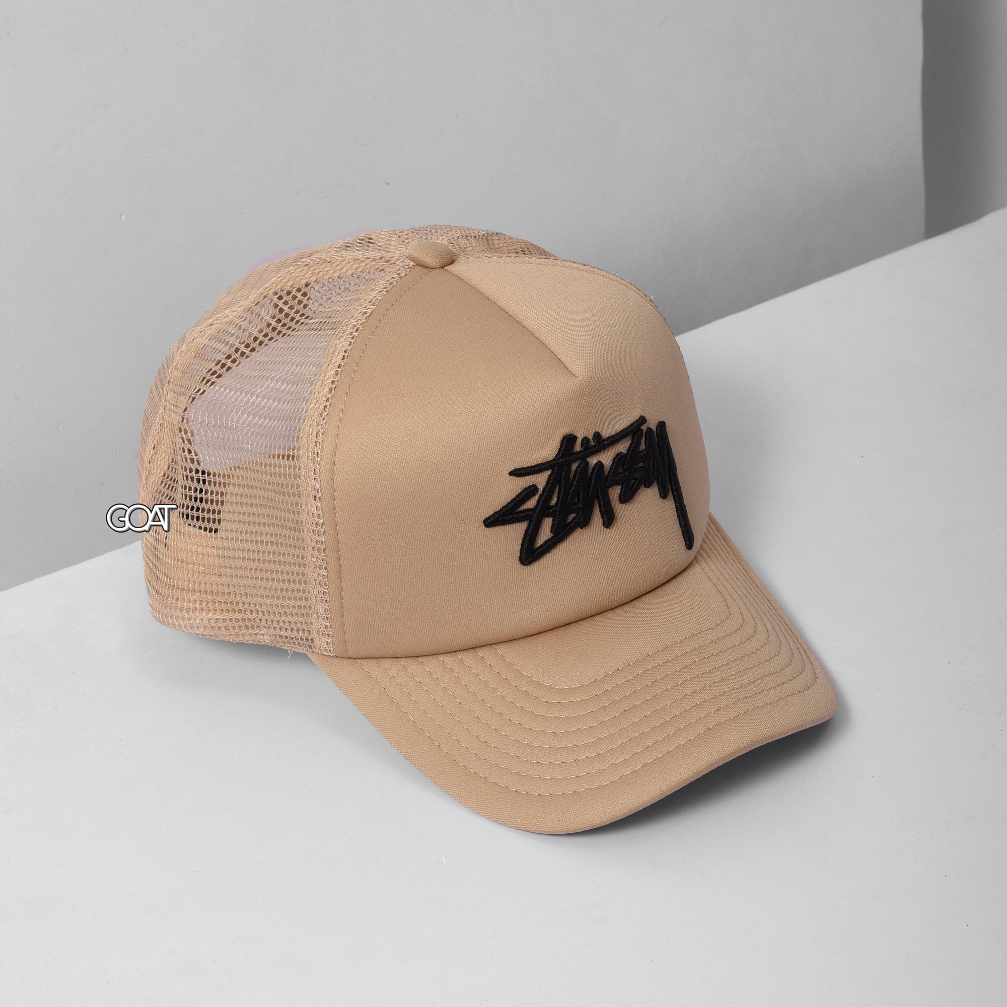 STUSSY STOCK TRUCKER SNAPBACK - SAND