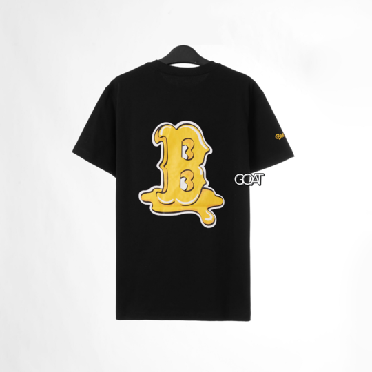 NEW ERA BTS BUTTER T-SHIRT - BLACK