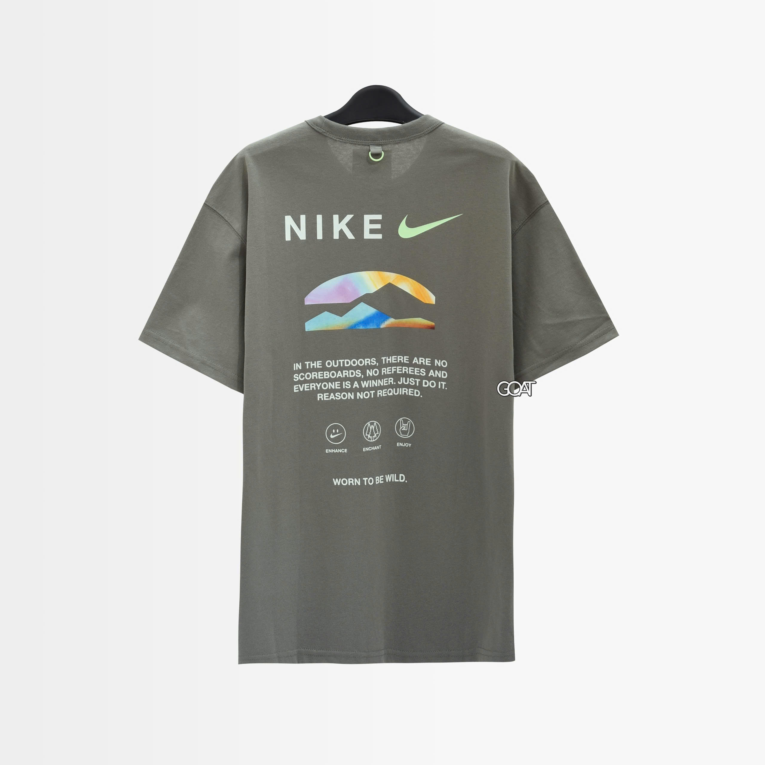 NIKE PREMIUM KNITTED SLOGAN TSHIRT - OLIVE